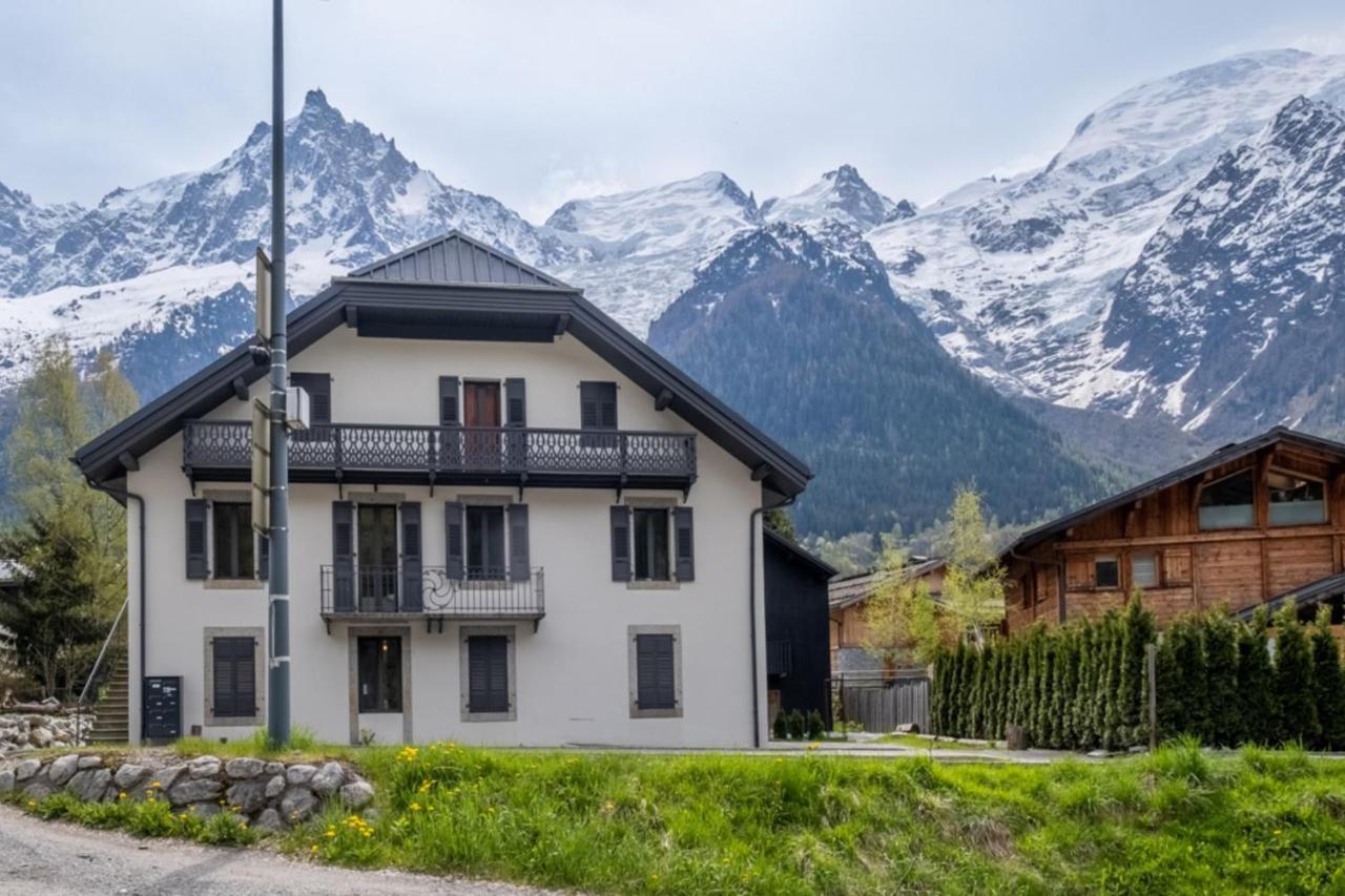 Newly Renovated Apartment With Mont Blanc View Шамони Экстерьер фото